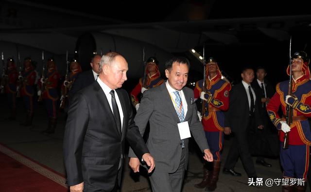 普京出访蒙古国：重温战斗友谊，缔结世代友好条约